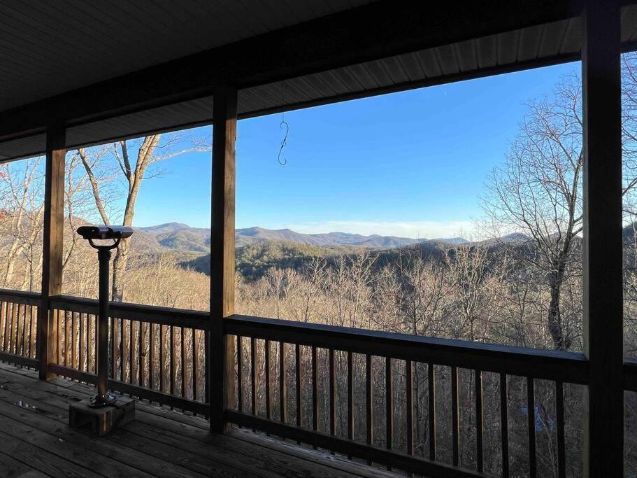 Red Rooster Family Cabin W/Hot Tub+Fire Pit+View Franklin Buitenkant foto