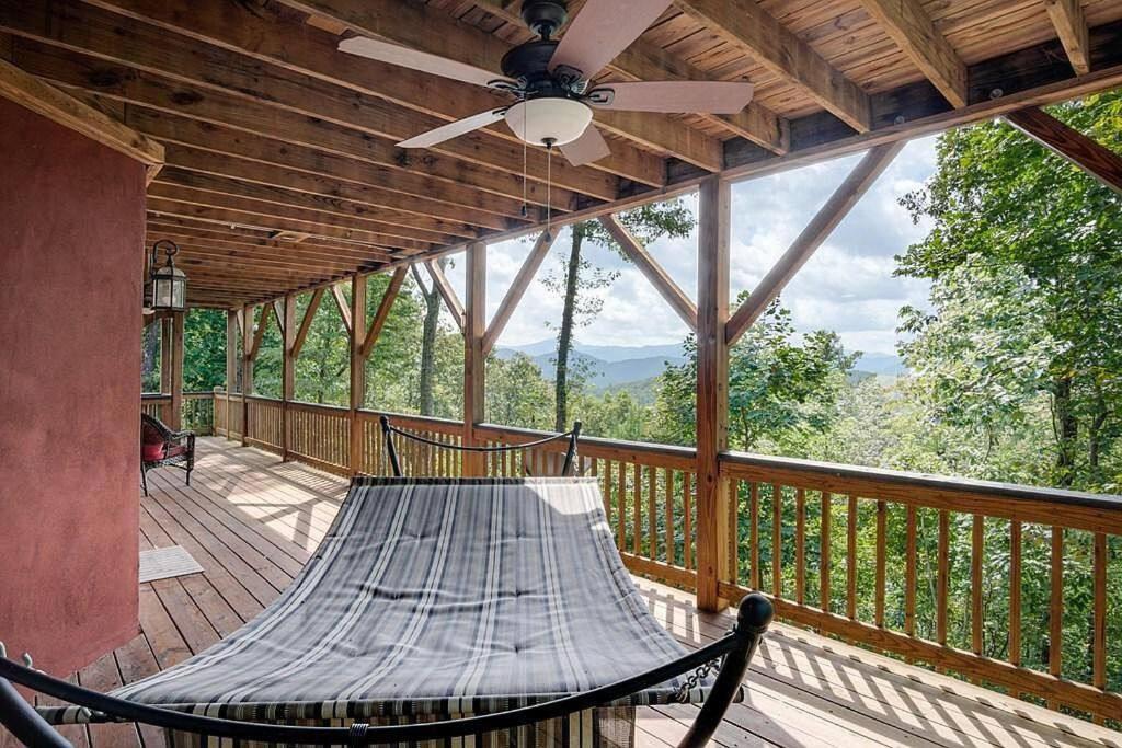 Red Rooster Family Cabin W/Hot Tub+Fire Pit+View Franklin Buitenkant foto