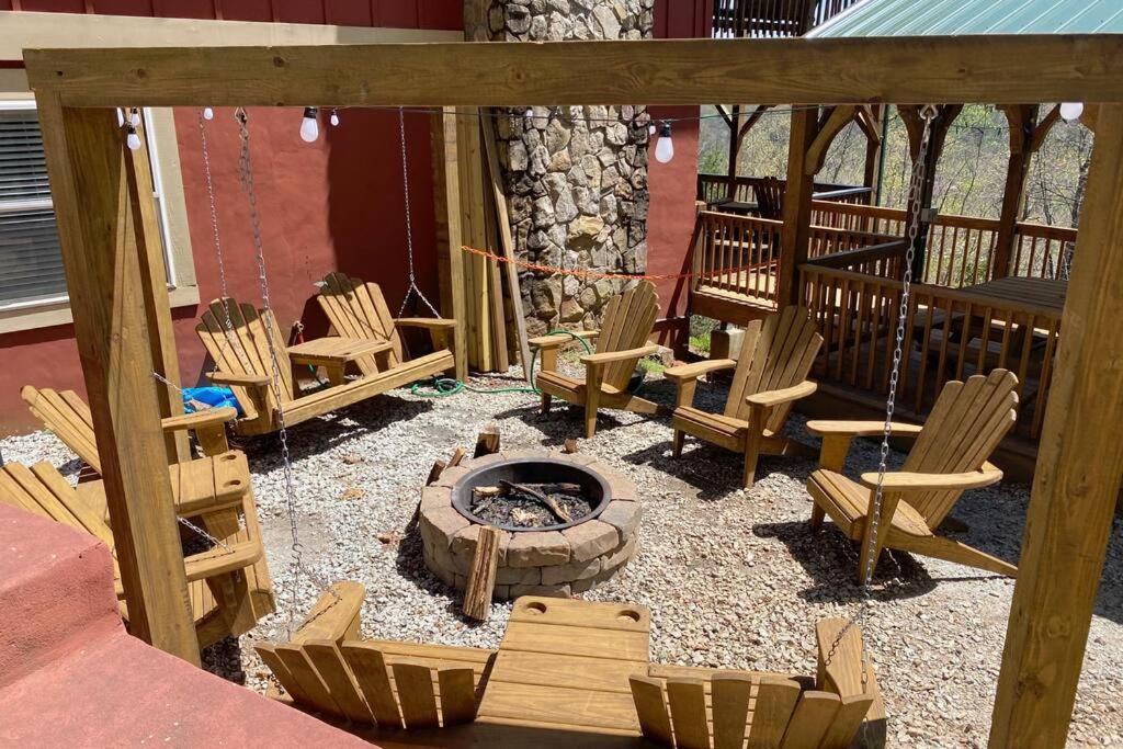 Red Rooster Family Cabin W/Hot Tub+Fire Pit+View Franklin Buitenkant foto